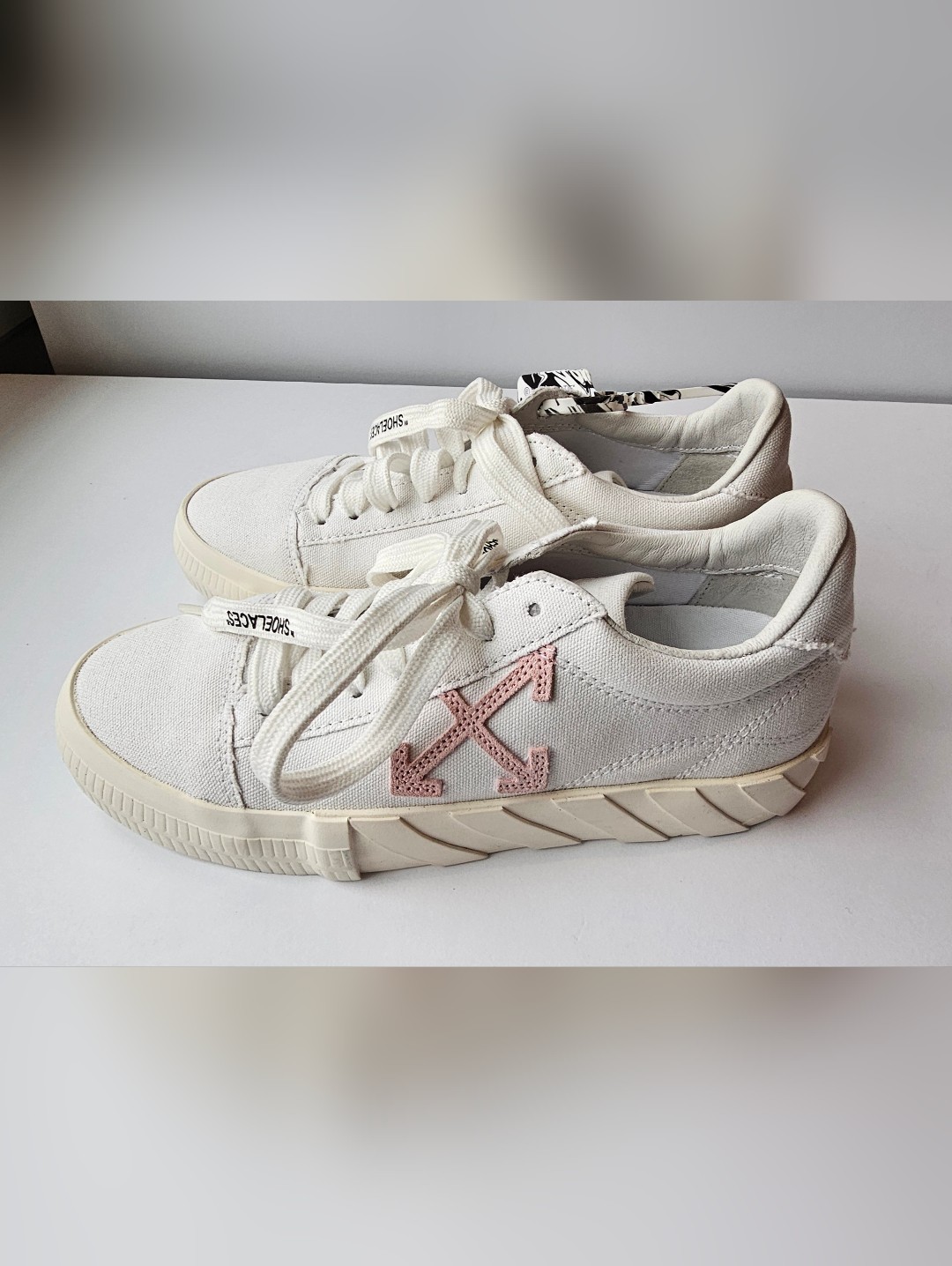 New Off-White Vulcanized Low Eco Canvas Sneakers Size 38